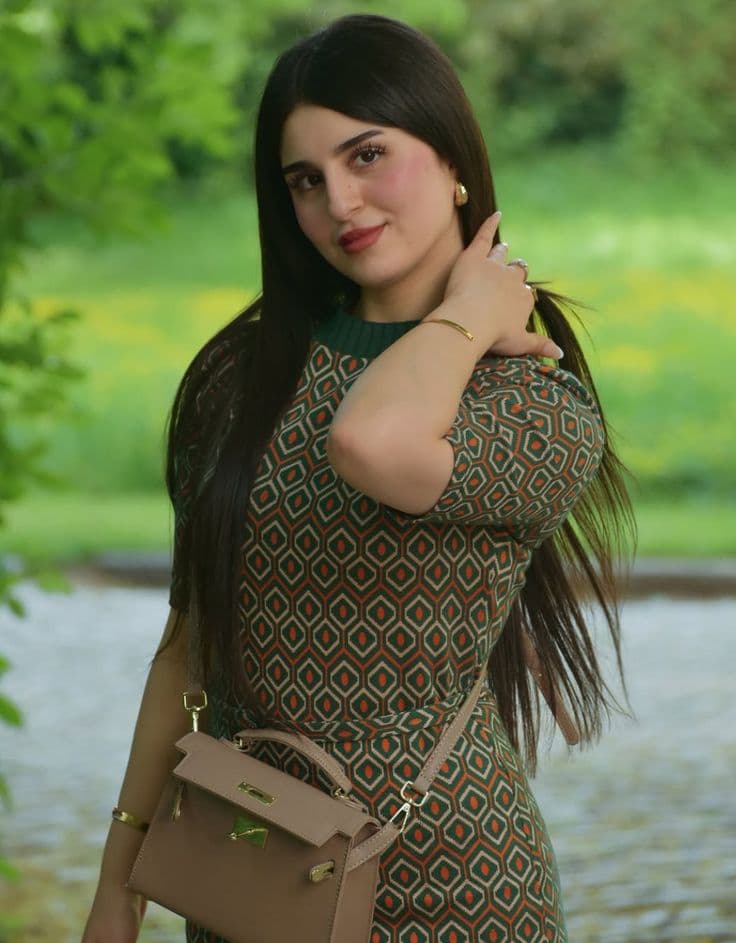 Hina Khan - фото эскорт 4 в Dubai