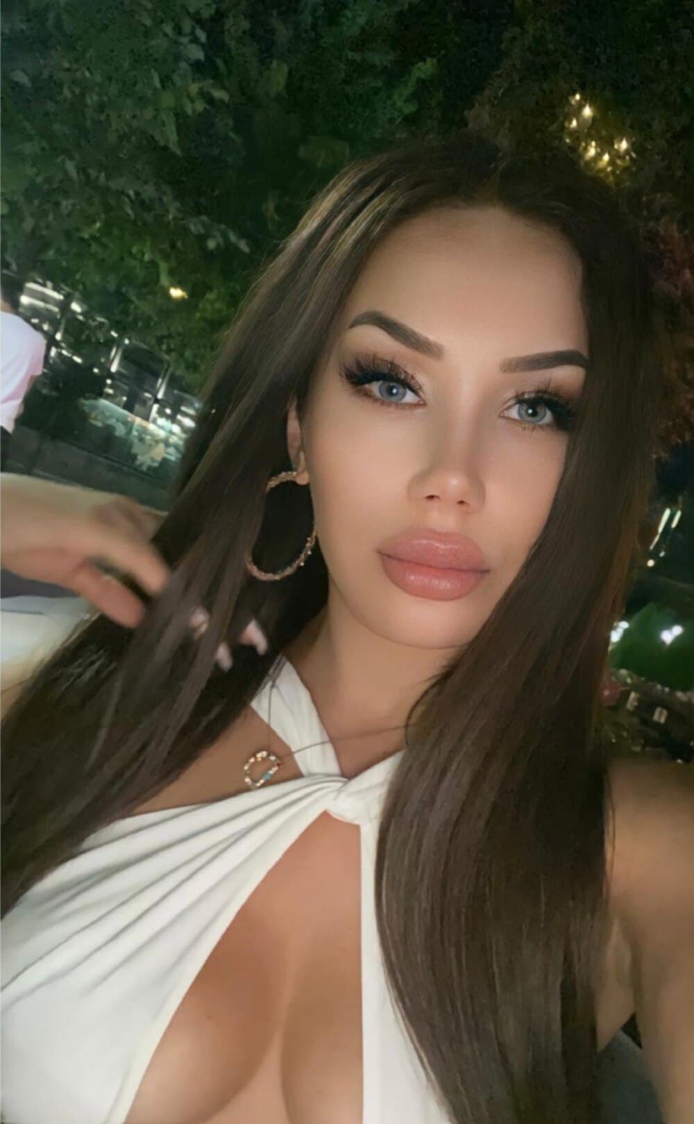 Indulge In Passionate Bliss Escort Adelaida - фото эскорт 1 в Dubai