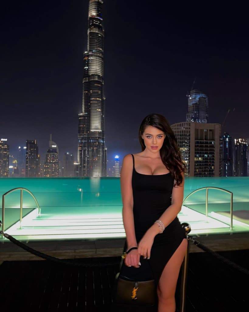 Helen - escort photo 7 in Dubai