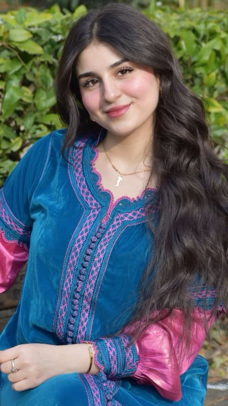 Hina Khan - фото эскорт 9 в Dubai