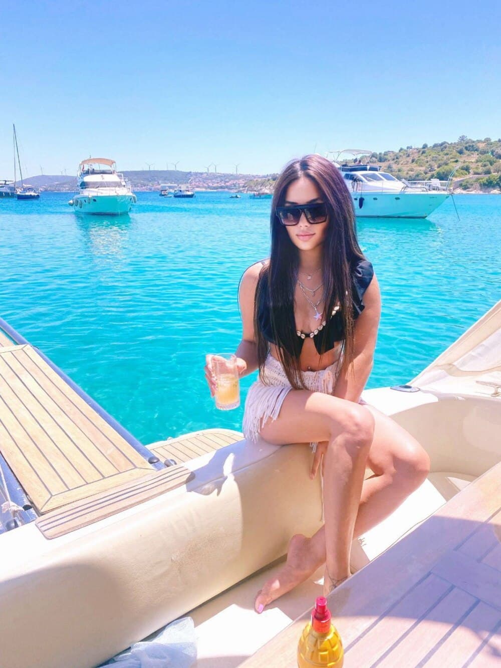 Indulge In Passionate Bliss Escort Adelaida - фото эскорт 4 в Dubai