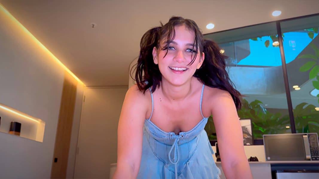 Eleonore - фото эскорт 2 в Dubai