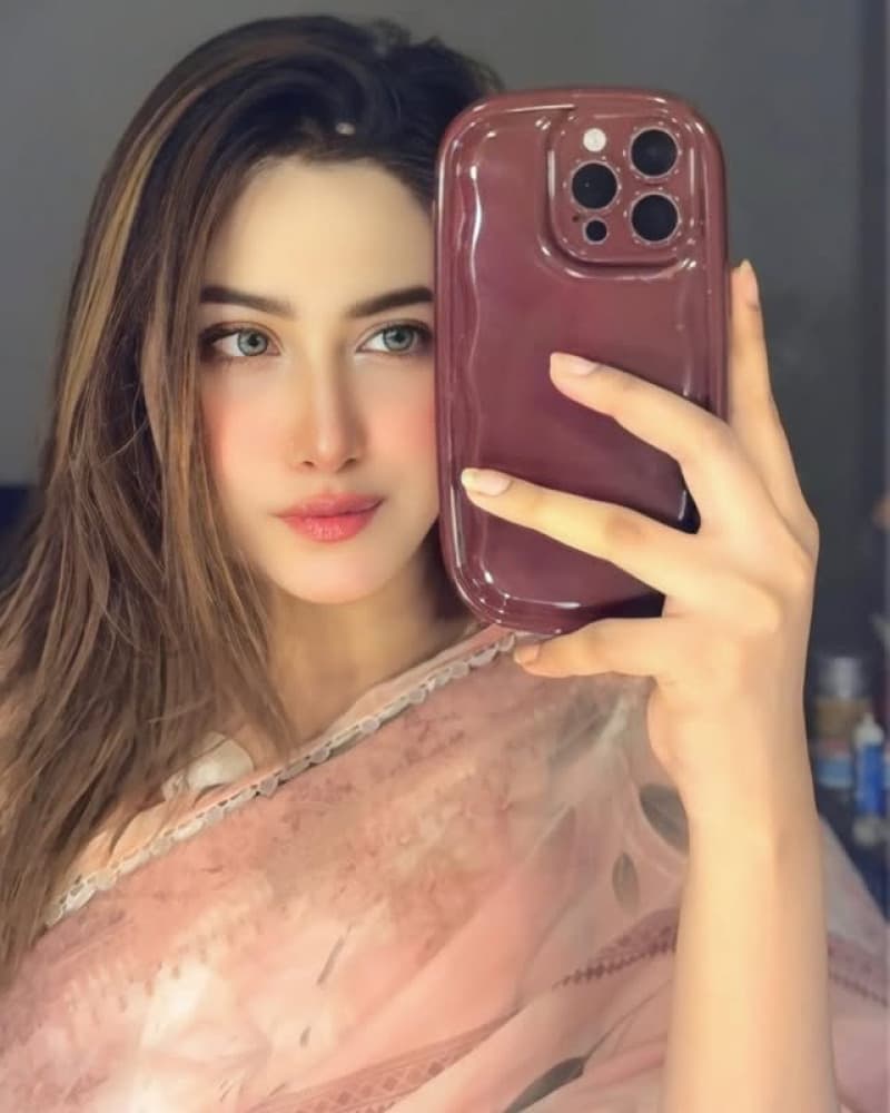 Sajjal - escort photo 1 in Dubai