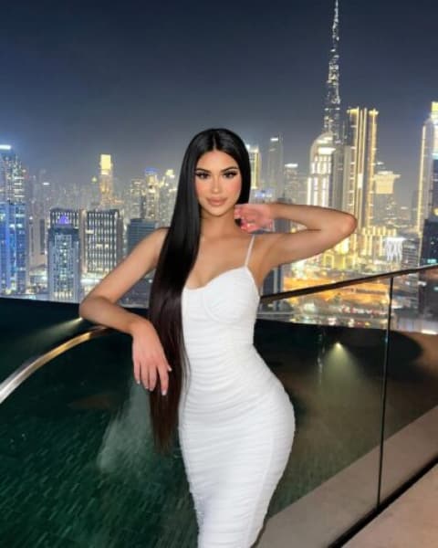 Sarah - escort photo 1 in Dubai