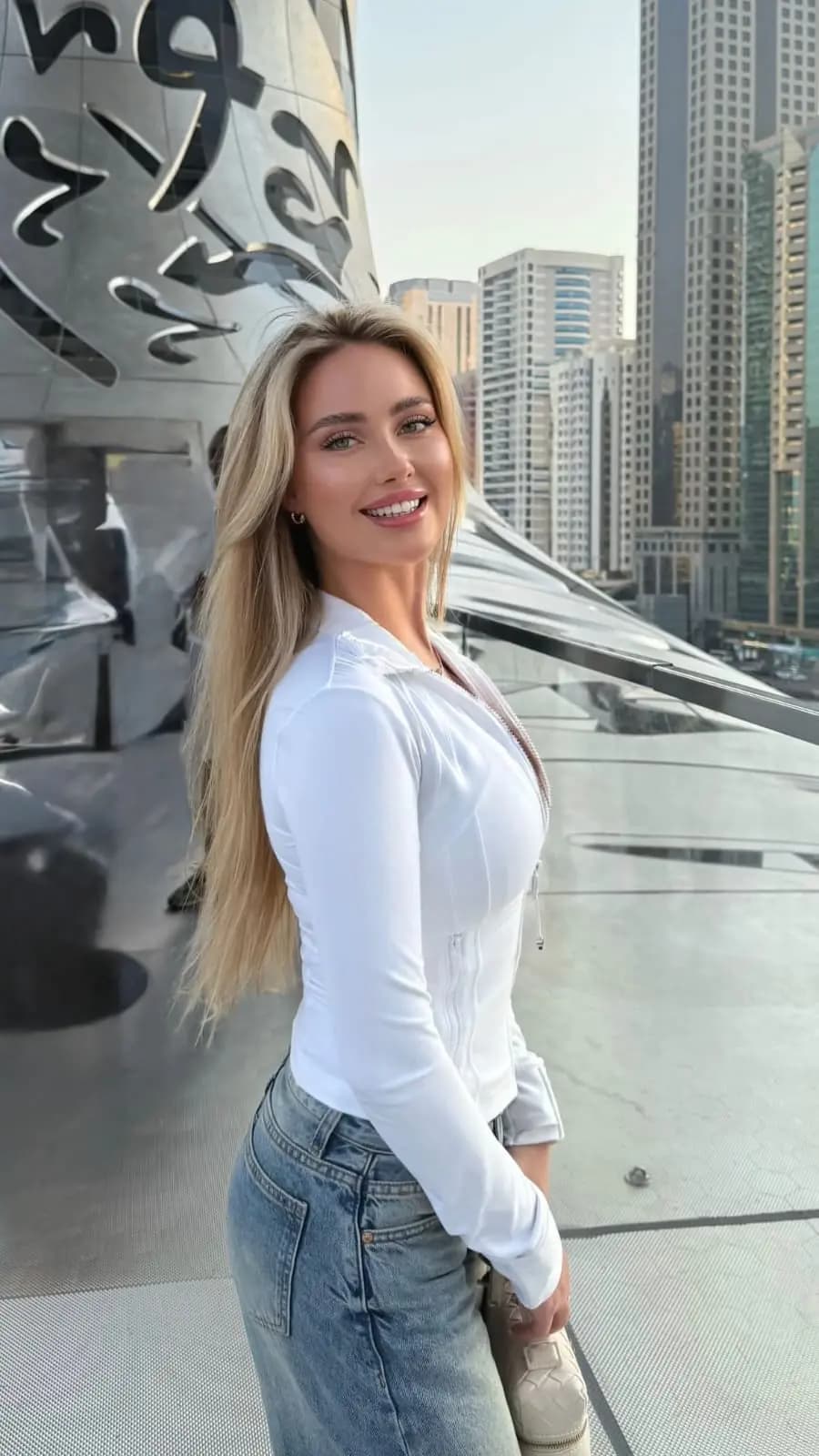 Cherry - escort photo 8 in Dubai