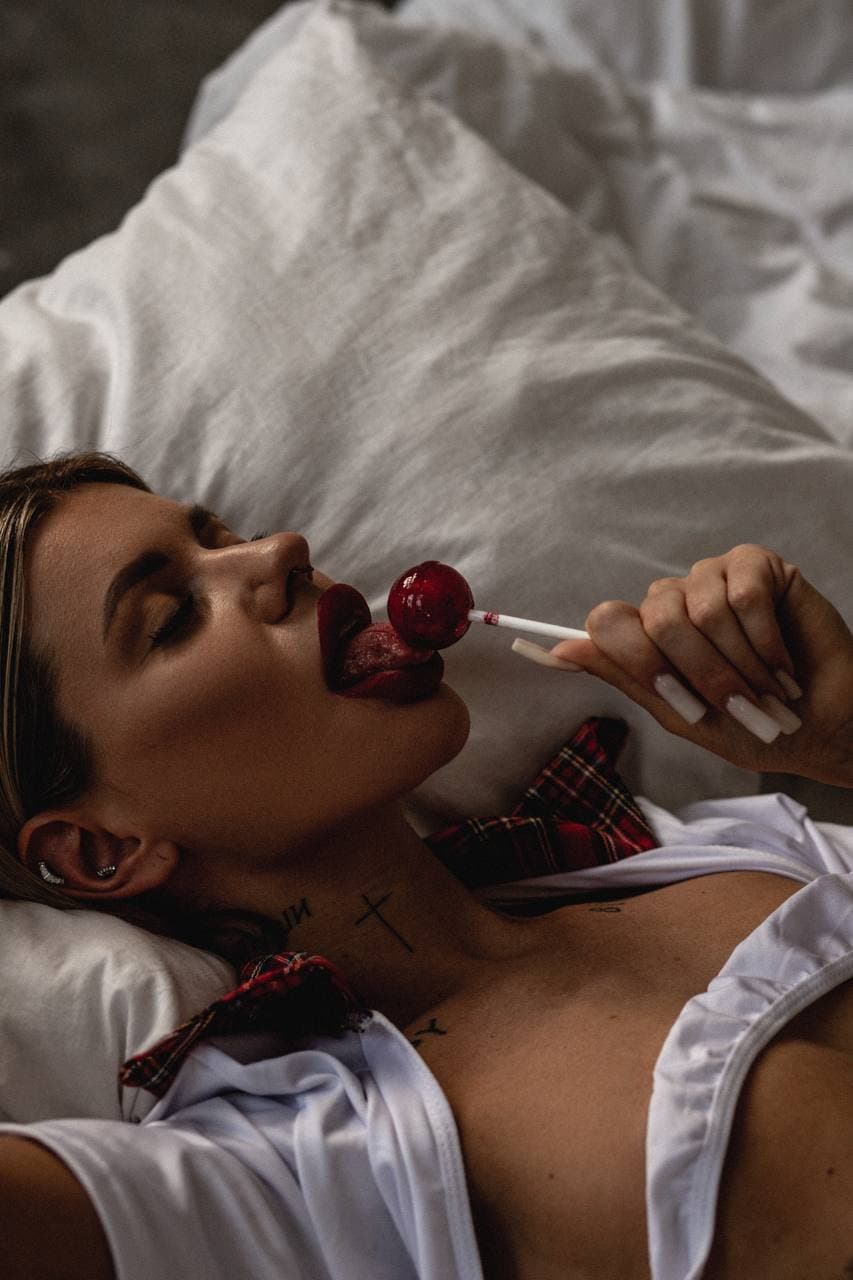 Ulyana - escort photo 5 in Dubai