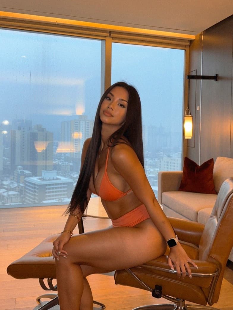 Amily - фото эскорт 8 в Dubai