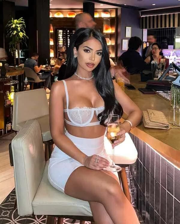 Amanda - escort photo 2 in Dubai