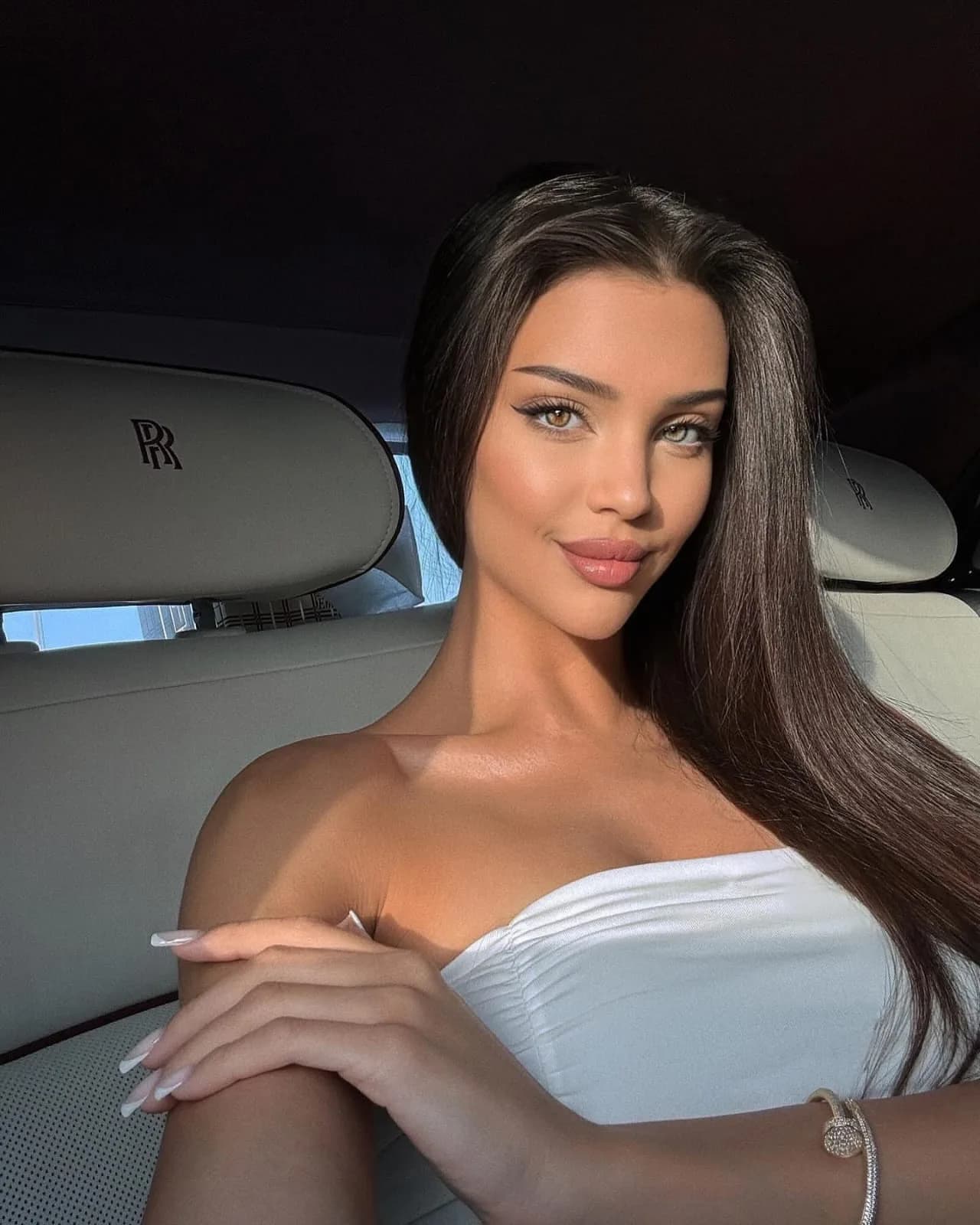 Melissa - фото эскорт 5 в Dubai