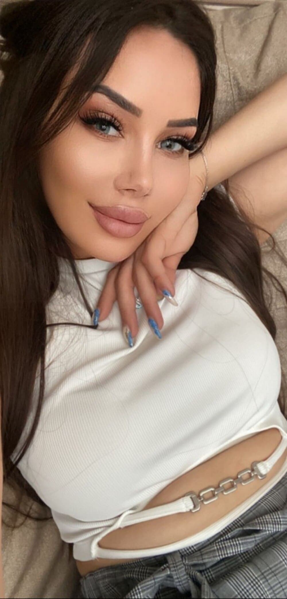 Indulge In Passionate Bliss Escort Adelaida - фото эскорт 3 в Dubai