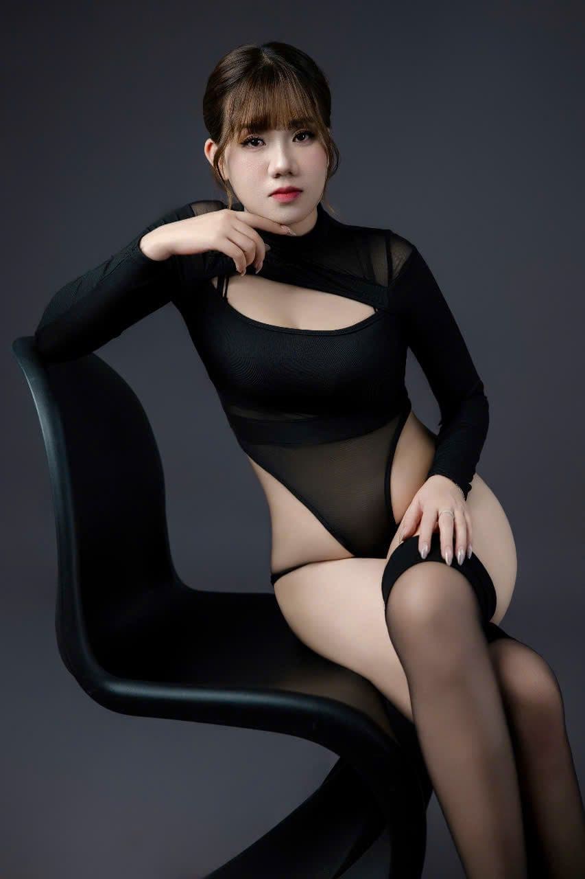 Thu - escort photo 5 in Dubai