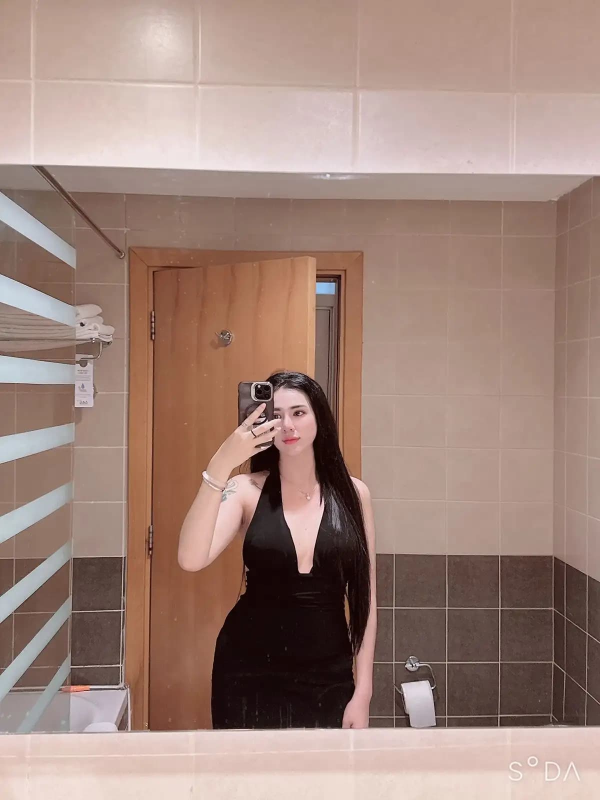 Hana - фото эскорт 5 в Dubai