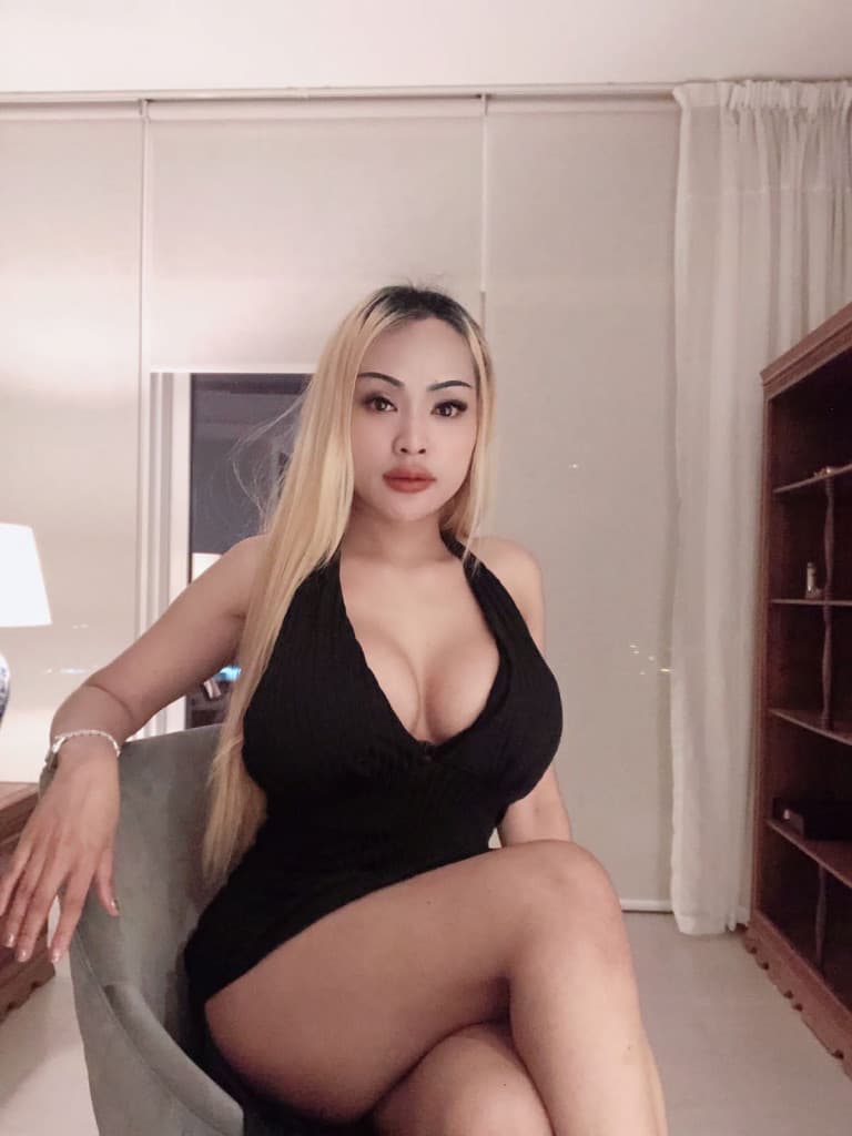 Shanana - фото эскорт 4 в Dubai