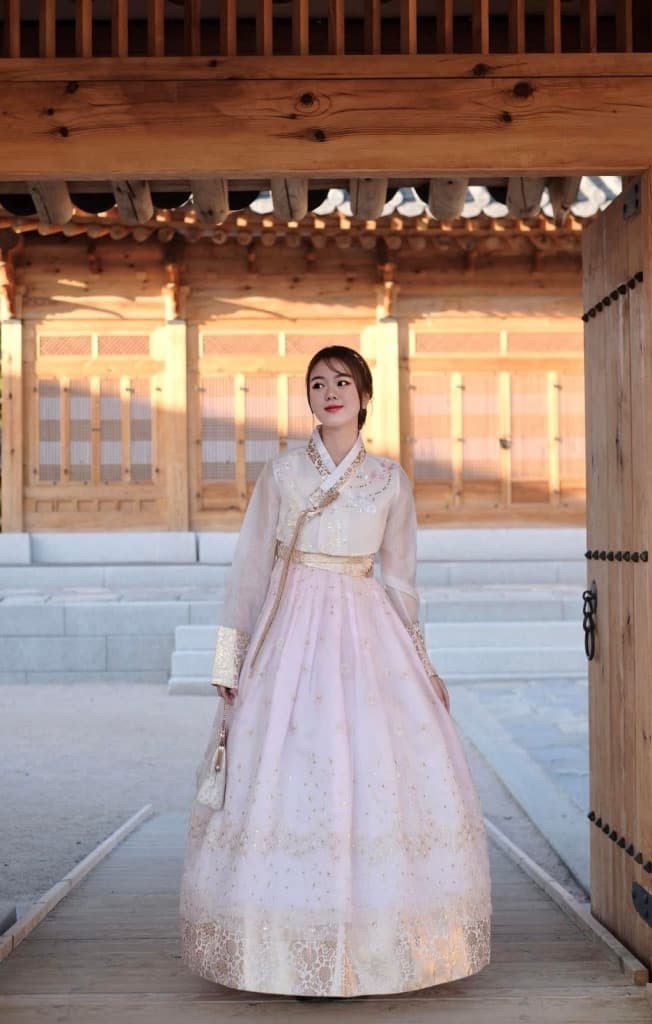 Nita .from korea - صورة مرافقة 10 في Dubai