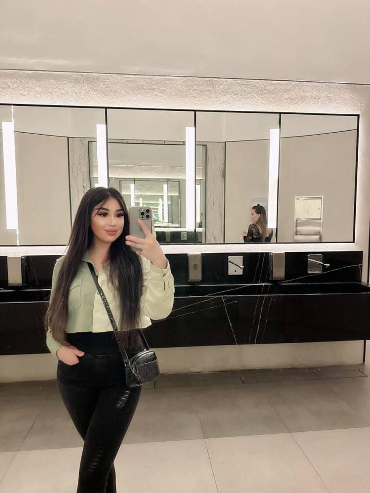 Vivienne - фото эскорт 4 в Dubai