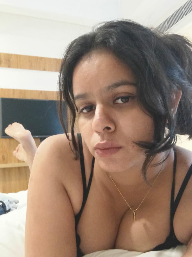 Sakshi - фото эскорт 3 в Dubai