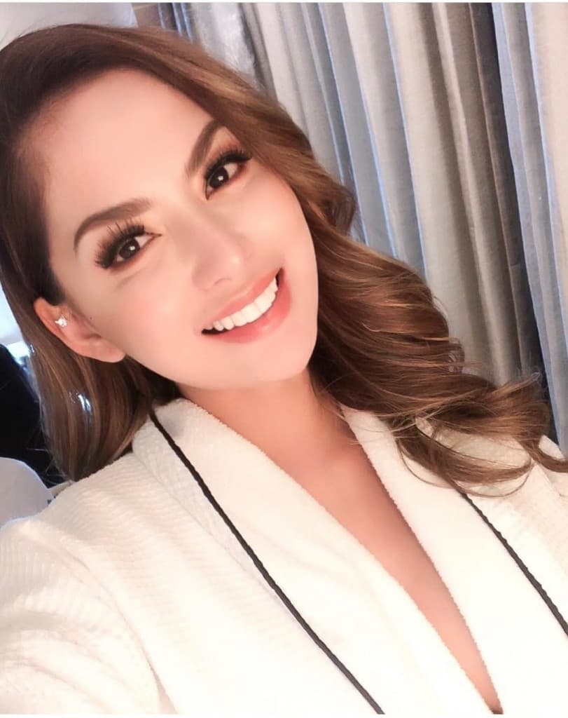 Venus - escort photo 2 in Dubai