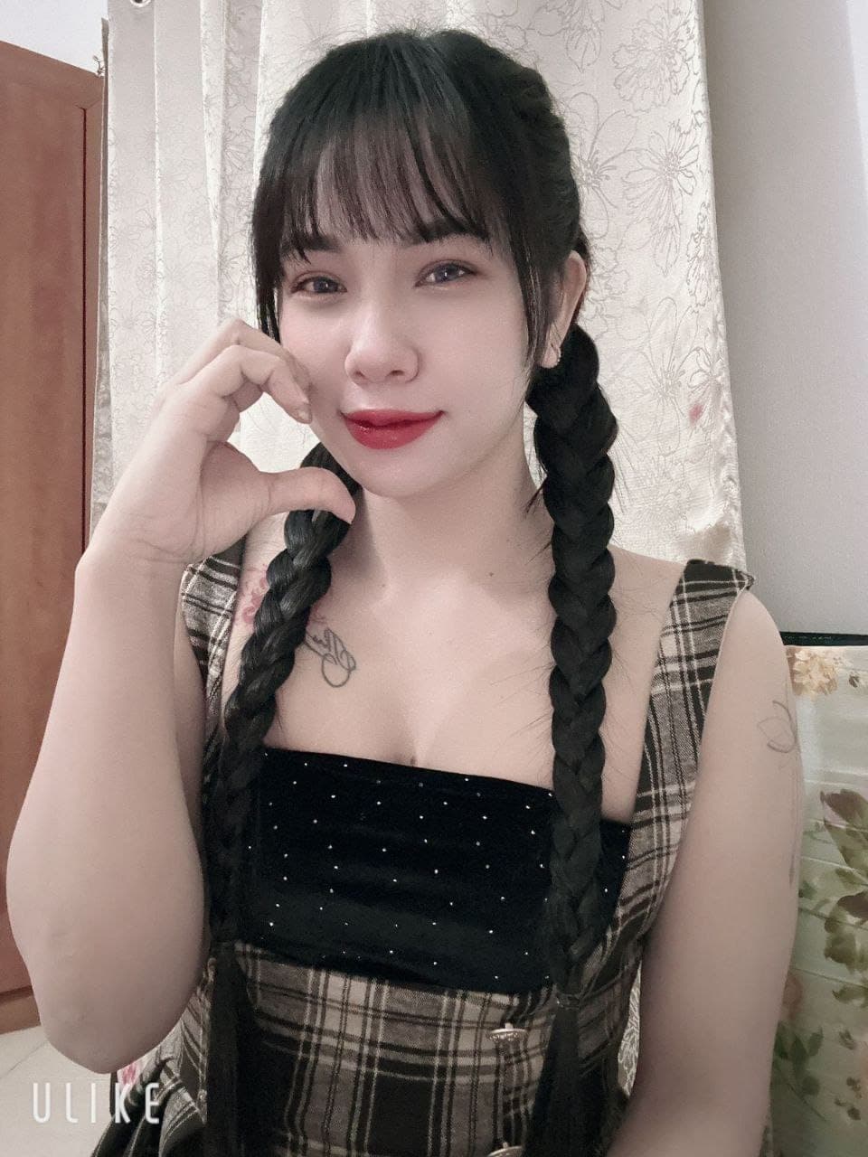 Hoài thu - escort photo 6 in Dubai