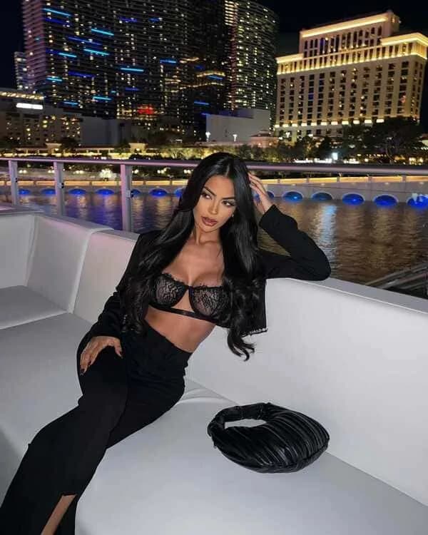 Amanda - escort photo 3 in Dubai