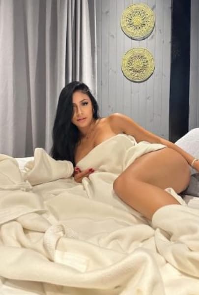 Sofia - صورة مرافقة 2 في Dubai