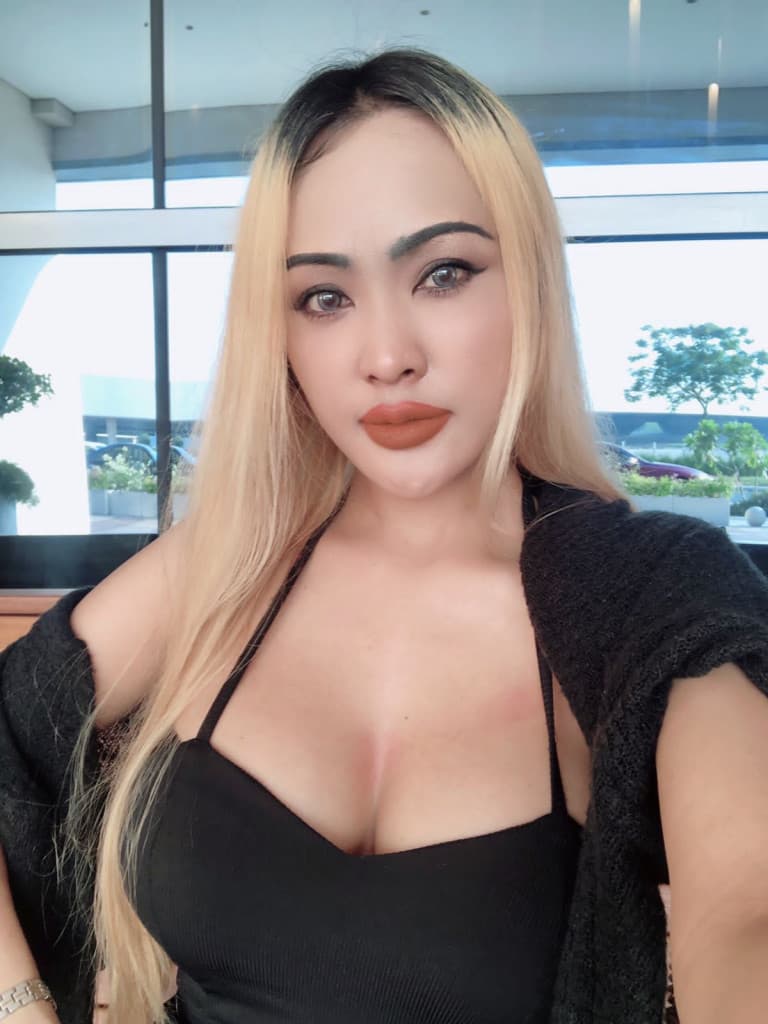 Shanana - фото эскорт 3 в Dubai