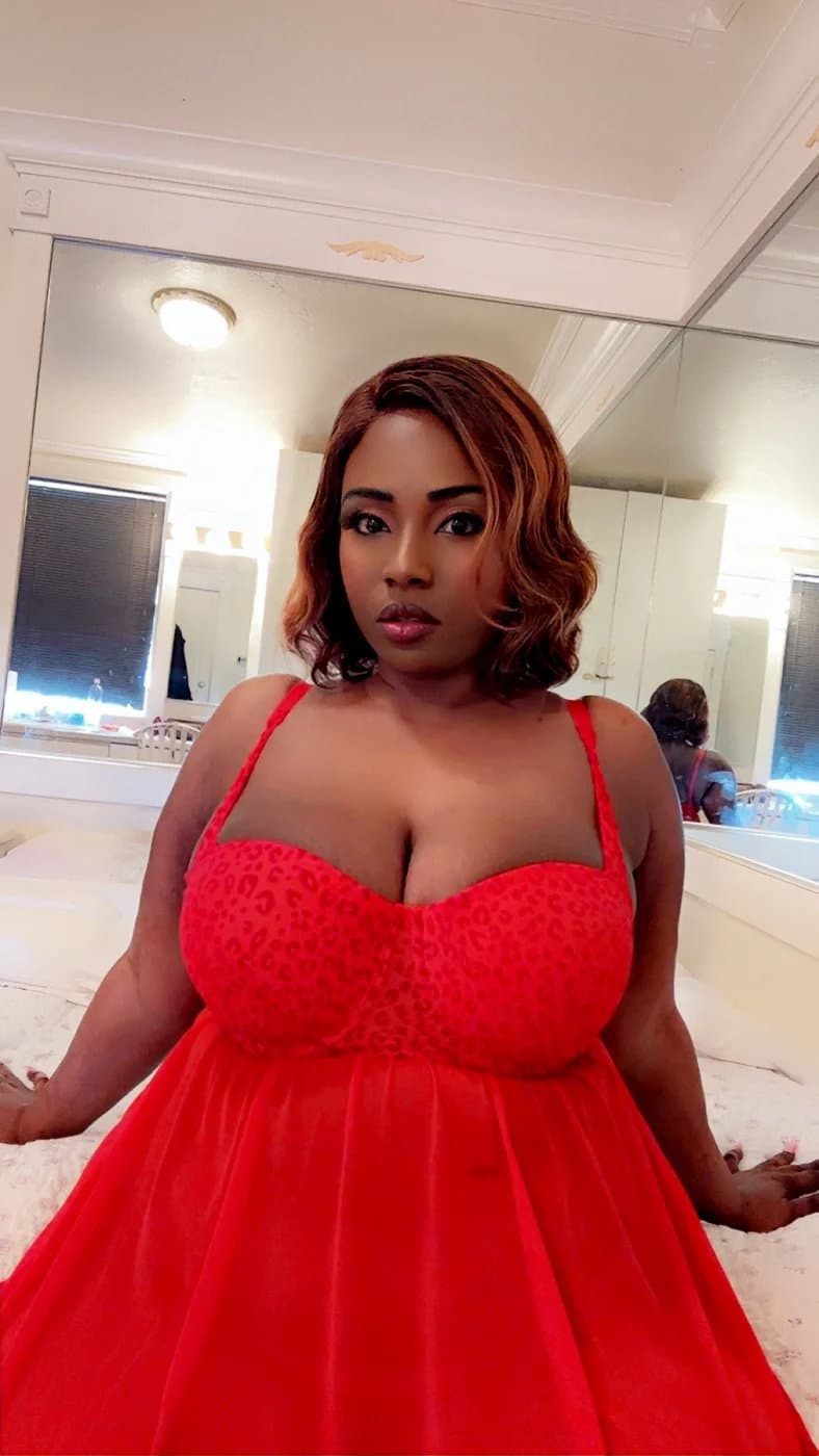 Asa Noiré - escort photo 4 in Dubai