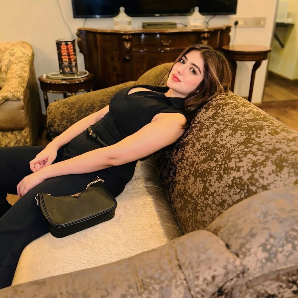 Preeti - escort photo 3 in Dubai