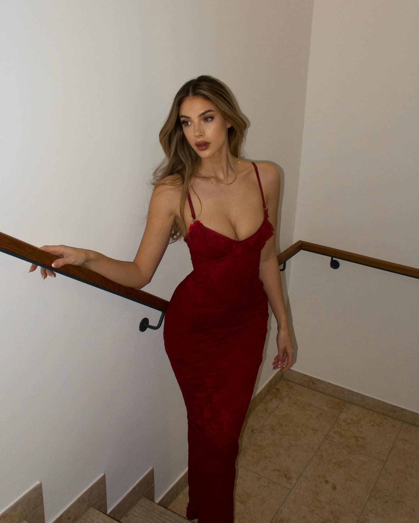 Emily - escort photo 3 in Dubai