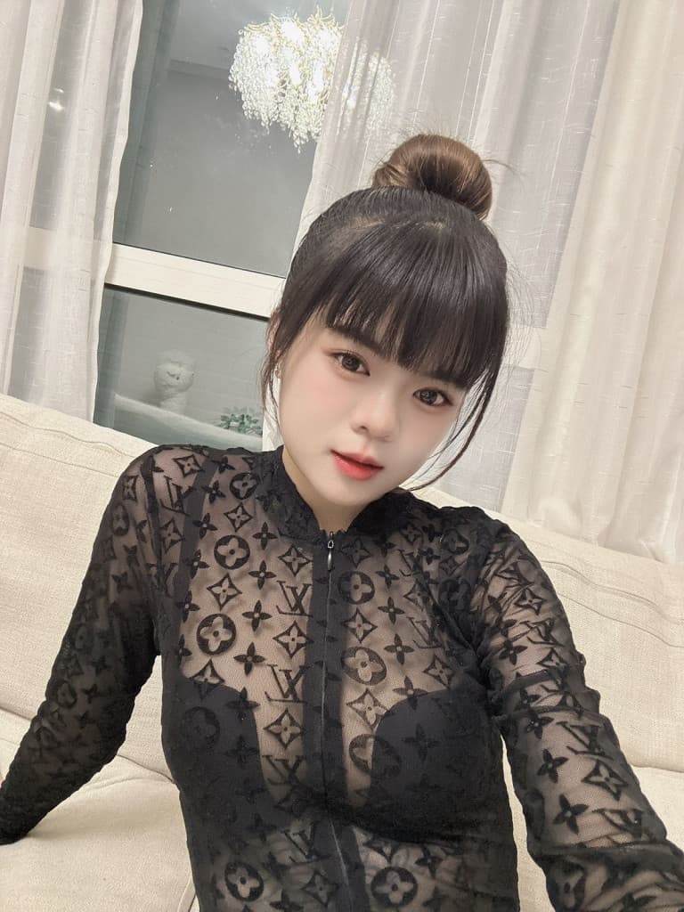 Nita .from korea - صورة مرافقة 5 في Dubai