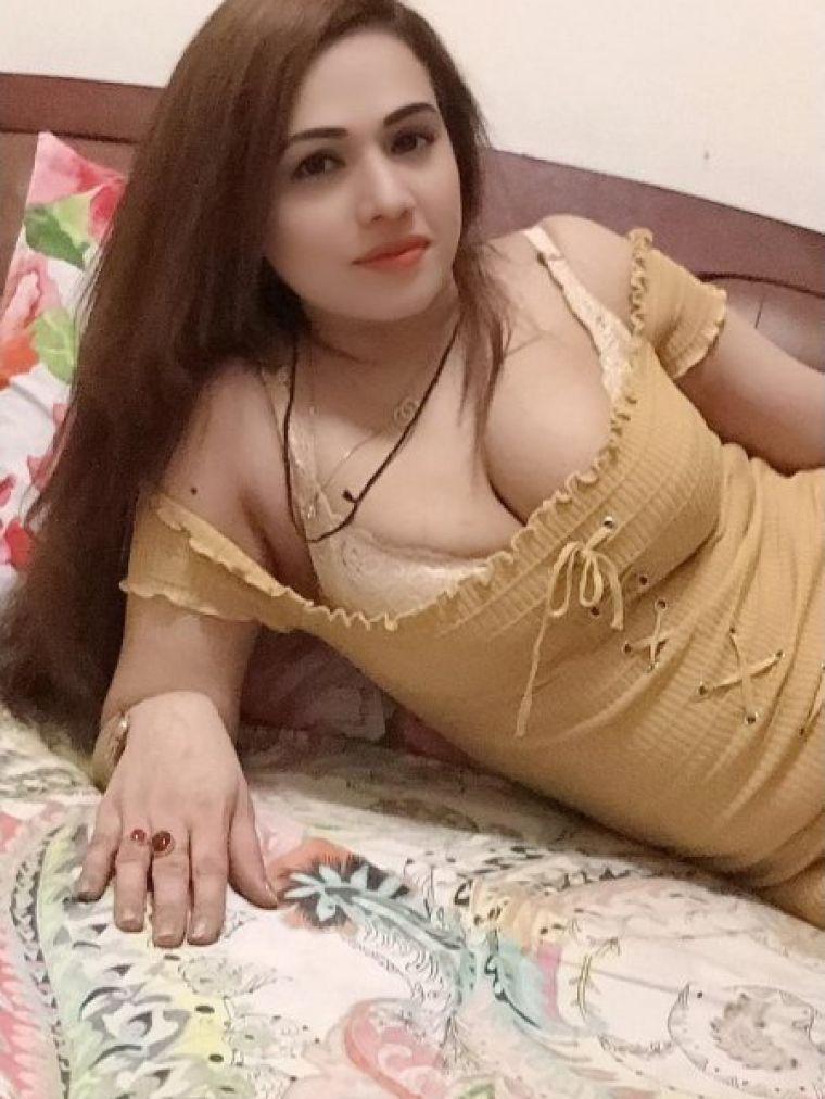 Sex with independent escort Anni +971563148680 (21 years old, Dubai)